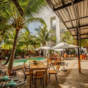 Hostal Che Holbox & Bar Adults Only