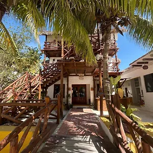 Hotelito Crismi Hotel